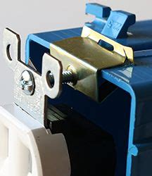 electrical g clip box repair|stabilize electrical outlet box.